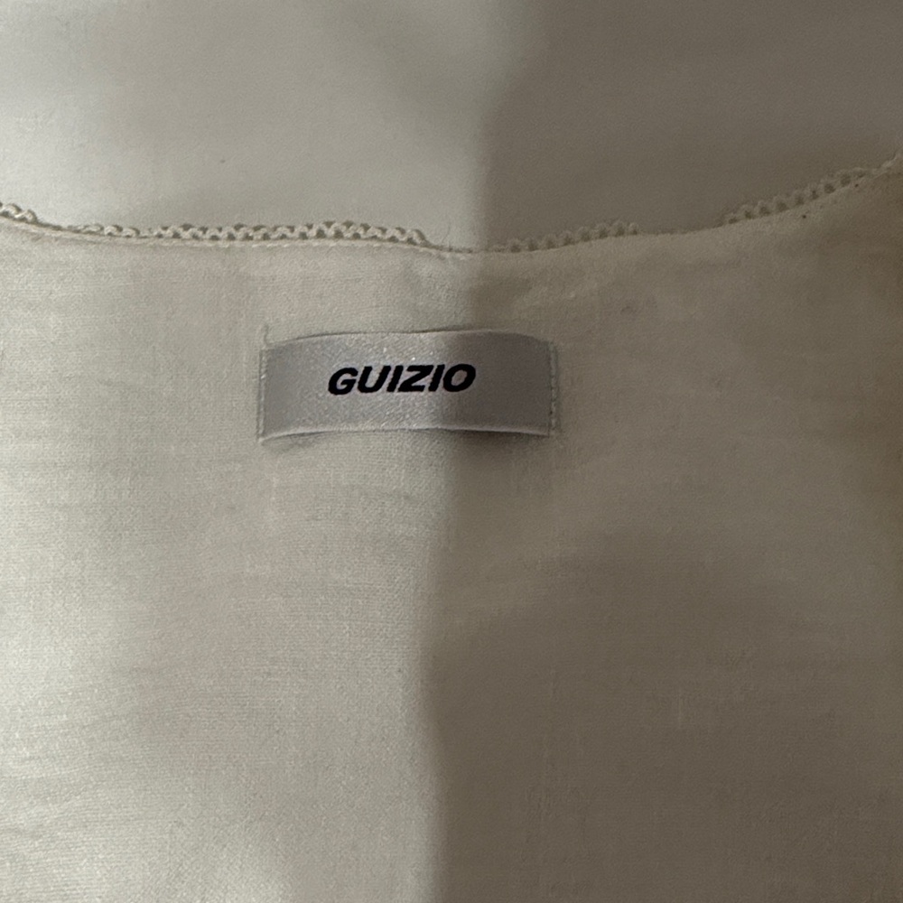 GUZIO White Embroidered Sleeveless Crop Top - Picture 2 of 7